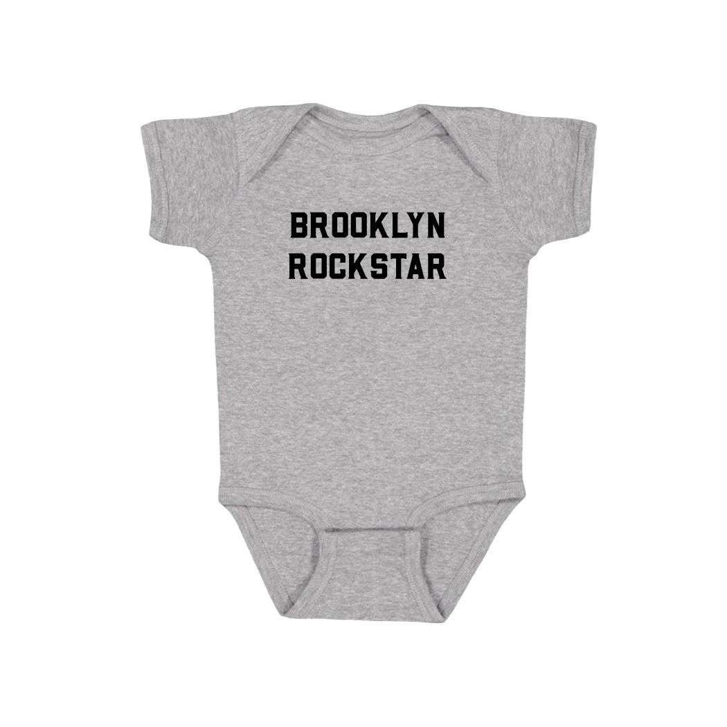 BrooklynBaby様 Dream Besties Barbie Brooklyn Roller Skating Fashion Doll